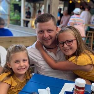 Meet your Posher, Cory